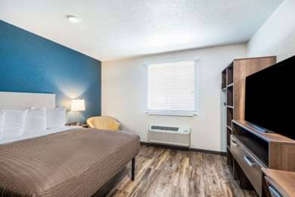 WOODSPRING SUITES BRADENTON 10