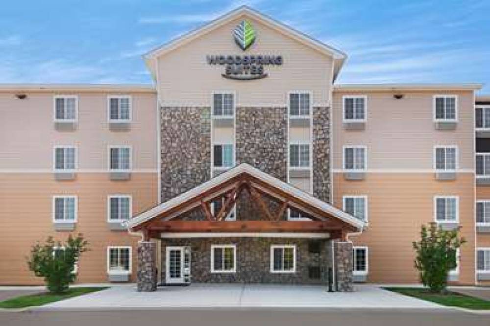 WOODSPRING SUITES CHATTANOOGA 1