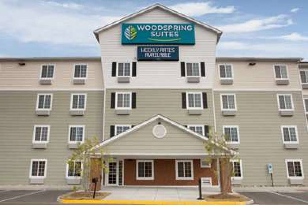 WOODSPRING SUITES CHESAPEAKE-NORFOL 1