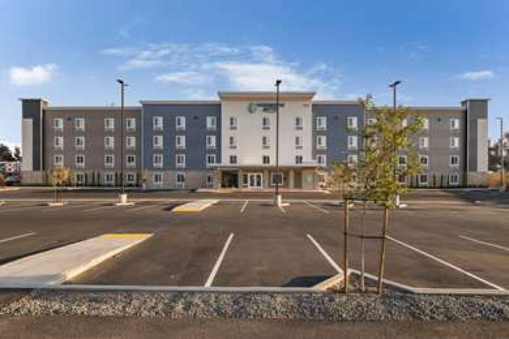 WOODSPRING SUITES COLTON 4