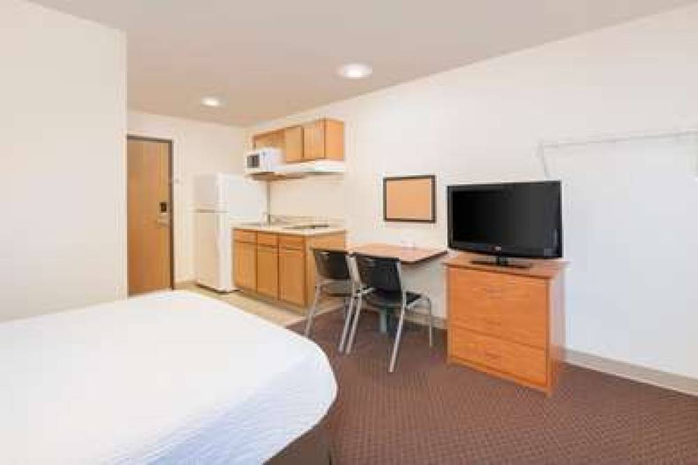 WOODSPRING SUITES COLUMBUS FORT MOO 8