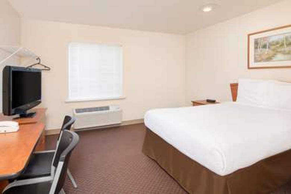 WOODSPRING SUITES COLUMBUS FORT MOO 6