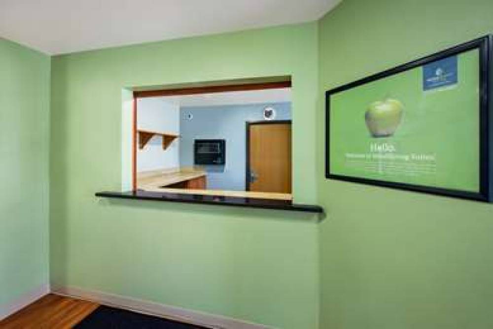 WOODSPRING SUITES COLUMBUS SOUTHEAS 8