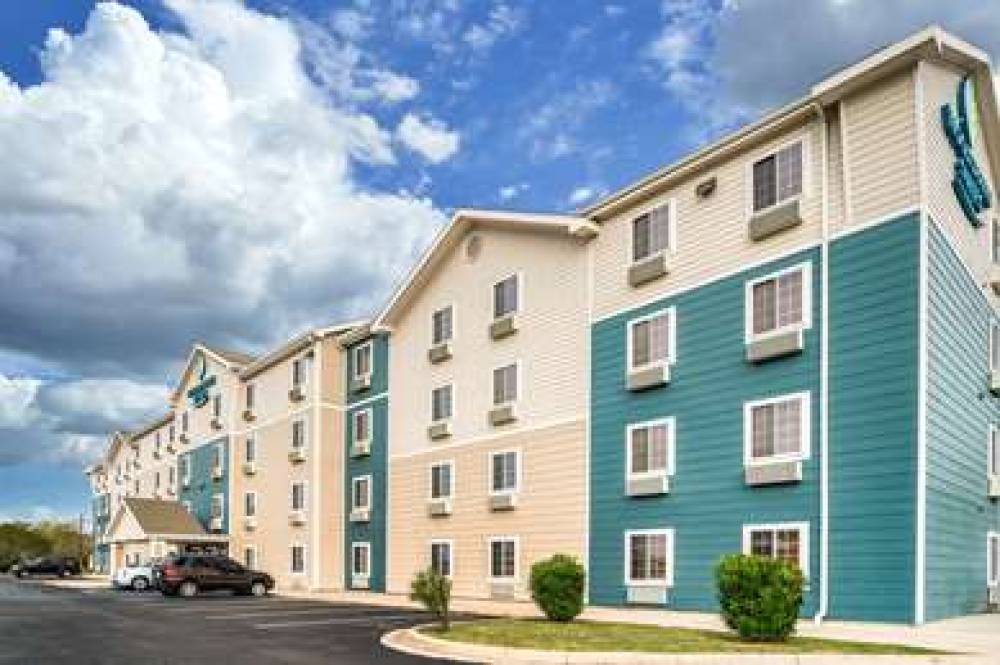 WOODSPRING SUITES CORPUS CHRISTI 2