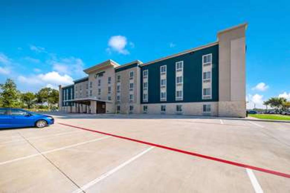 WOODSPRING SUITES DALLAS PLANO CENT 2