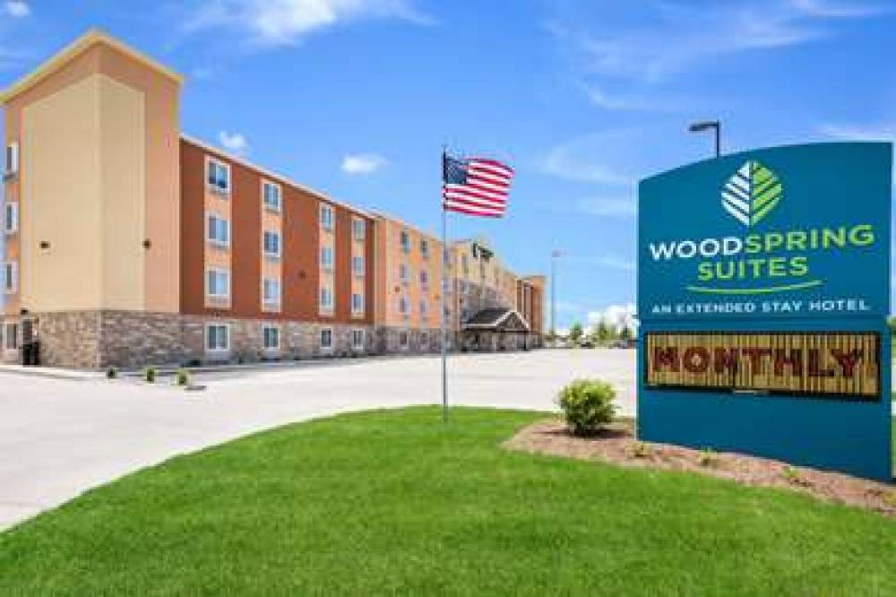 Woodspring Suites Davenport Quad Ci