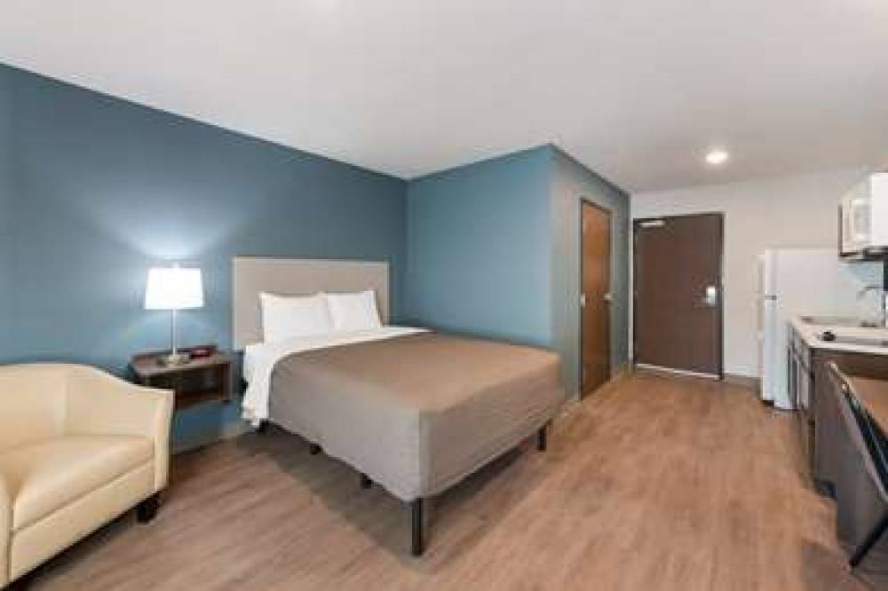 WOODSPRING SUITES DAYTON NORTH 9