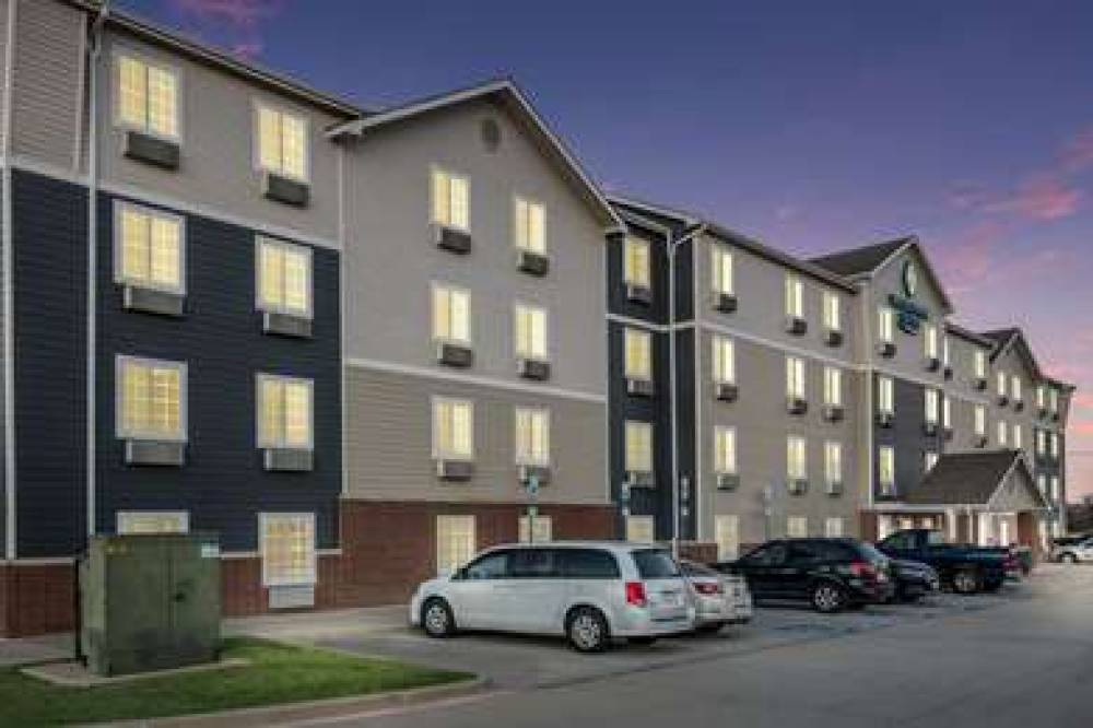 WOODSPRING SUITES DENTON 5