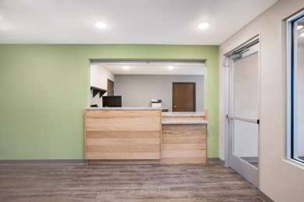 WOODSPRING SUITES DETROIT MADISON H 7