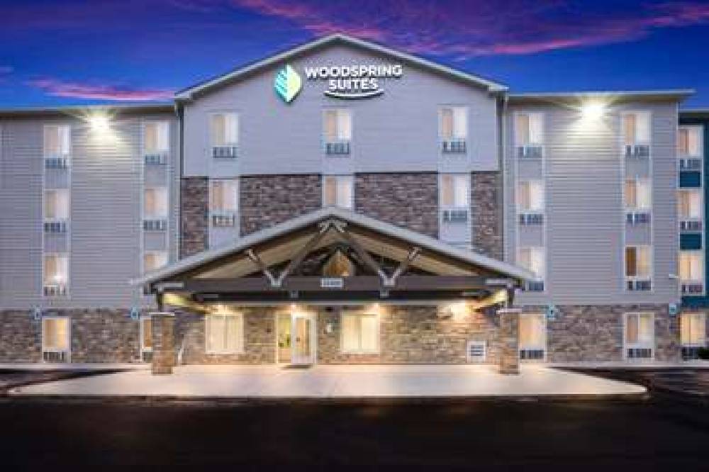 WOODSPRING SUITES DETROIT MADISON H 3