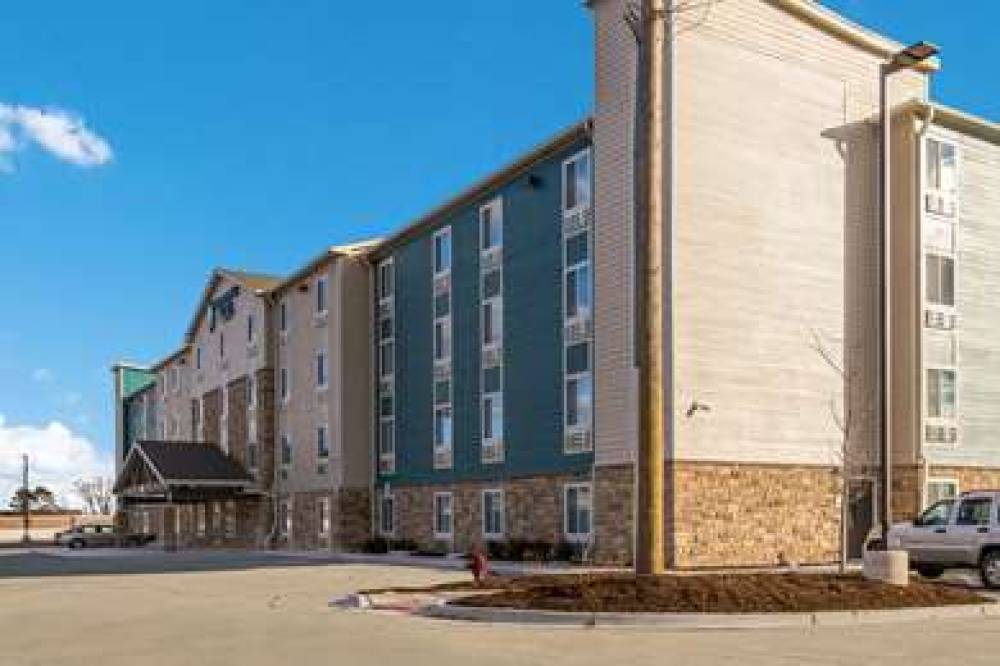 WOODSPRING SUITES DETROIT MADISON H 2