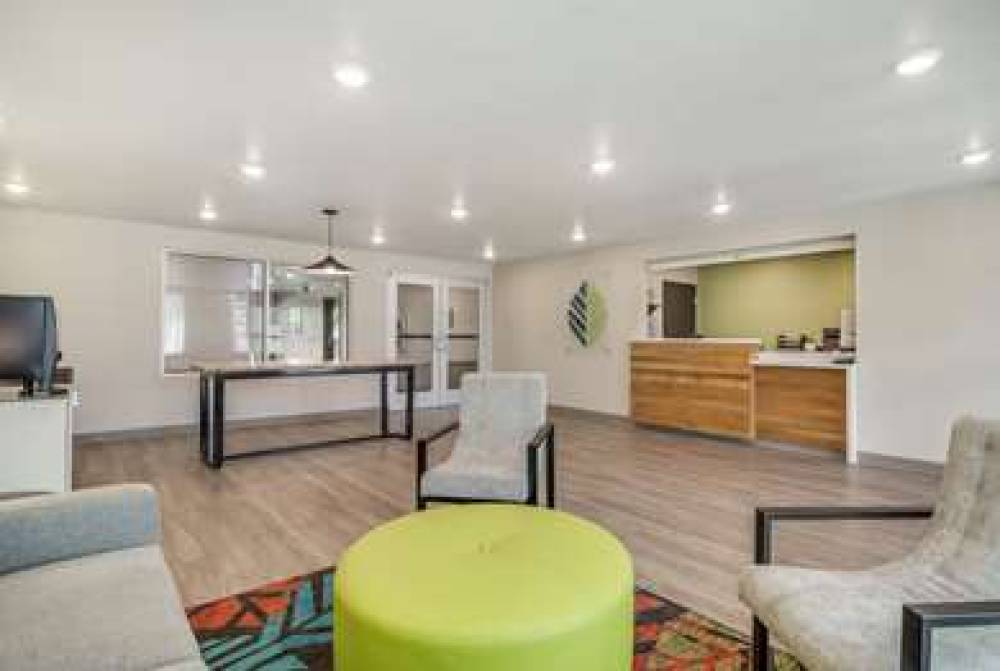 WOODSPRING SUITES FORT MILL 7