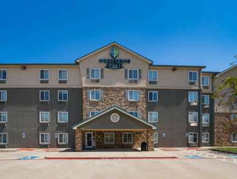 WOODSPRING SUITES FORT WORTH TROPHY 2