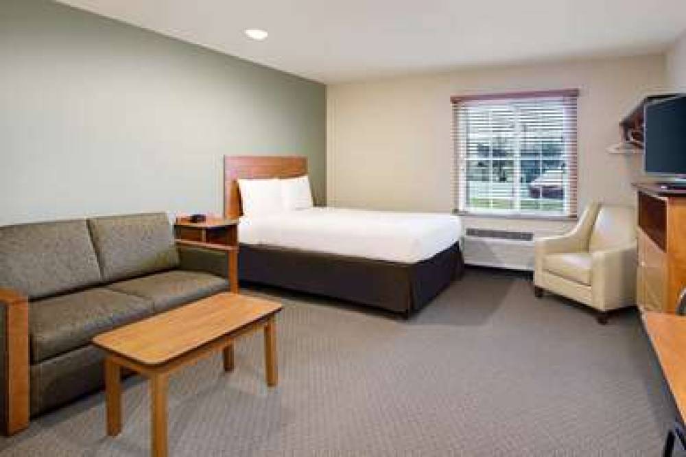 WOODSPRING SUITES FREDERICKSBURG 9