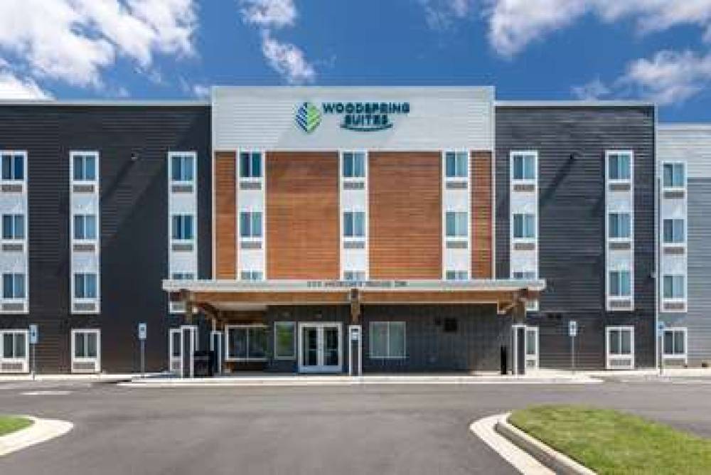 WOODSPRING SUITES GREENSBORO - HIGH 1