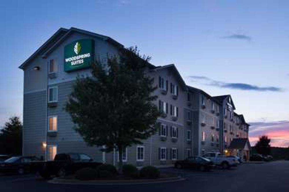 WOODSPRING SUITES GREENVILLE SIMPSO 3