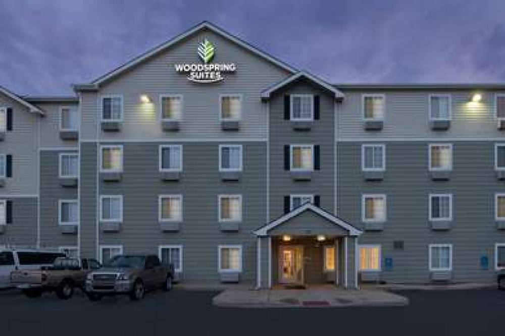 WOODSPRING SUITES HUNTSVILLE MADISO 2