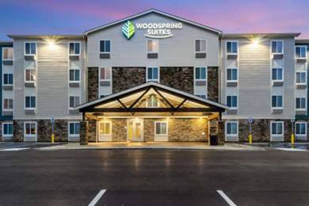 WOODSPRING SUITES INDIANAPOLIS AIRP 3