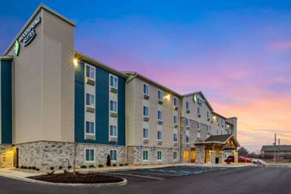 WOODSPRING SUITES INDIANAPOLIS CAST 4