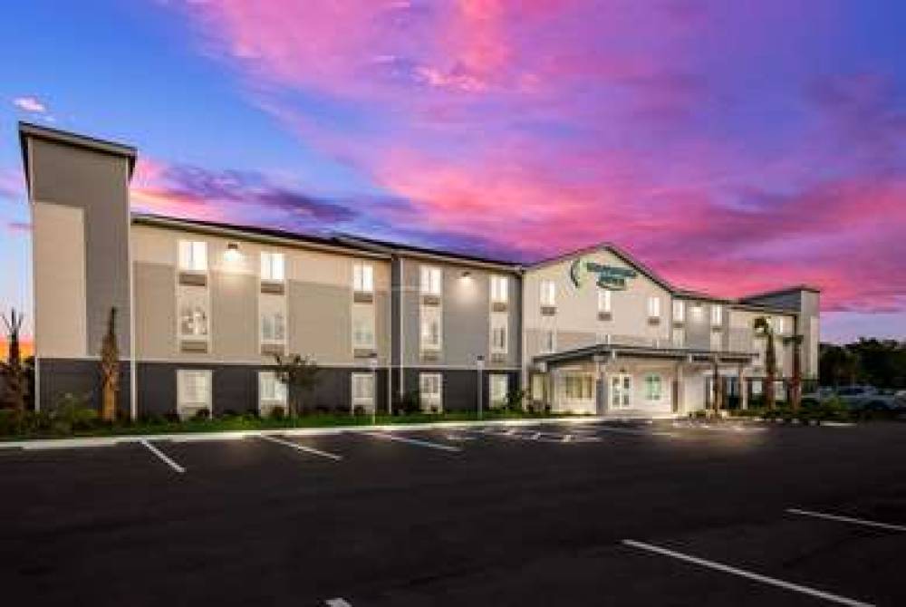 WOODSPRING SUITES INVERNESS 3