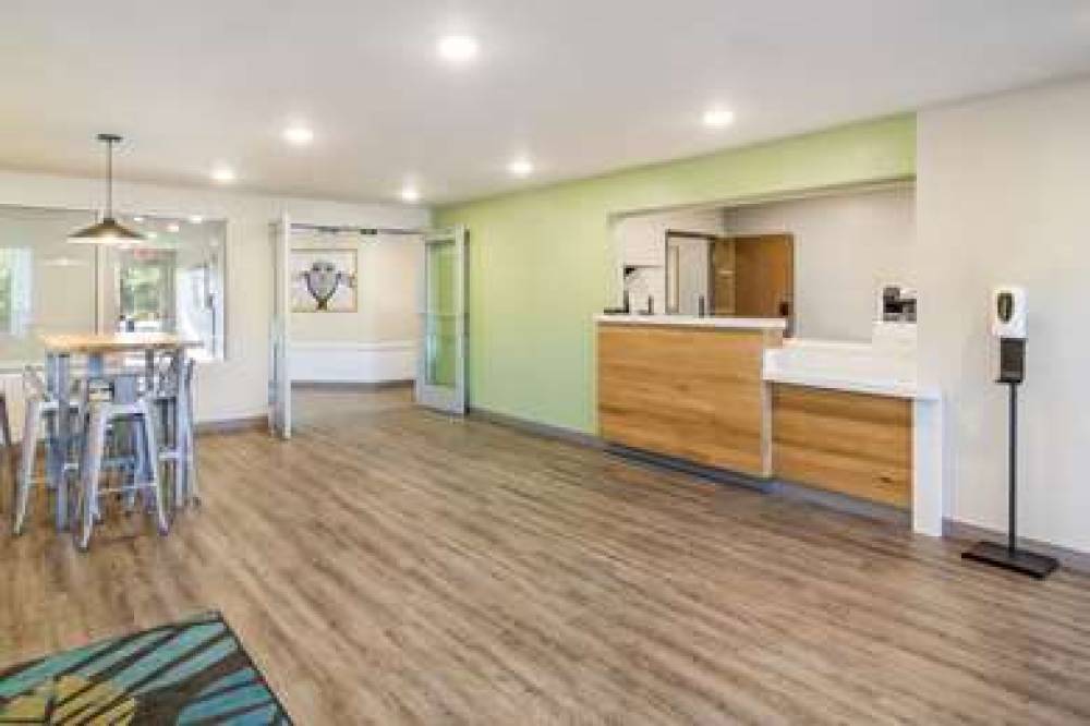 WOODSPRING SUITES JACKSONVILLE CAMP 5