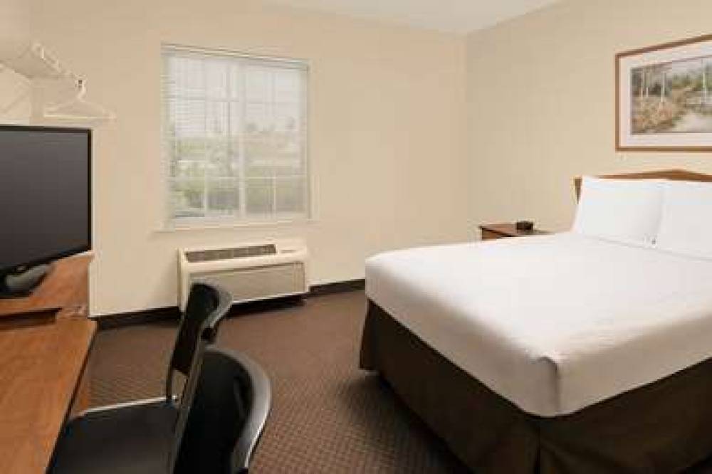 WOODSPRING SUITES KANSAS CITY LENEX 5