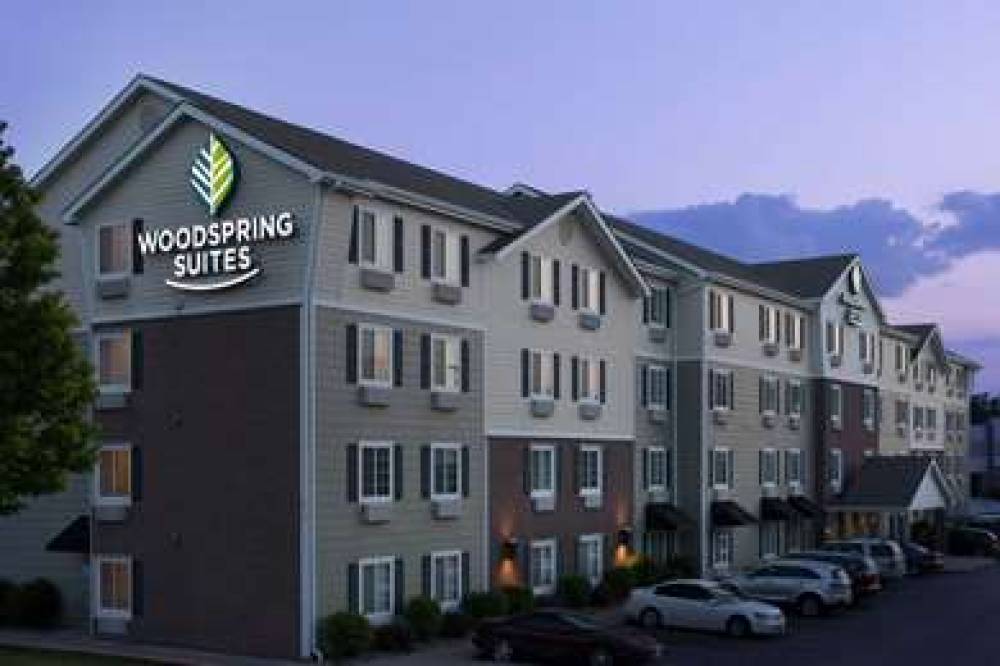 WOODSPRING SUITES KANSAS CITY LIBER 3