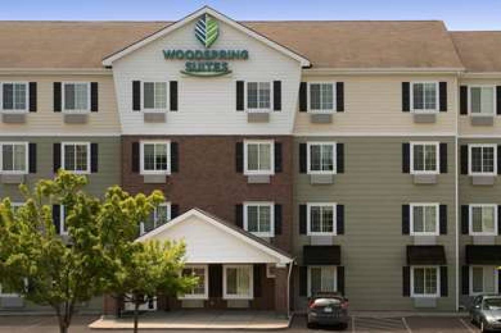 WOODSPRING SUITES KANSAS CITY LIBER 1