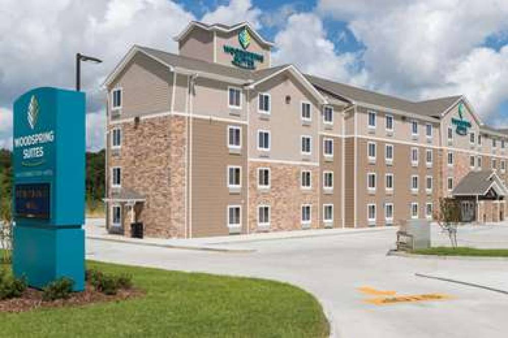 WOODSPRING SUITES LAFAYETTE 3