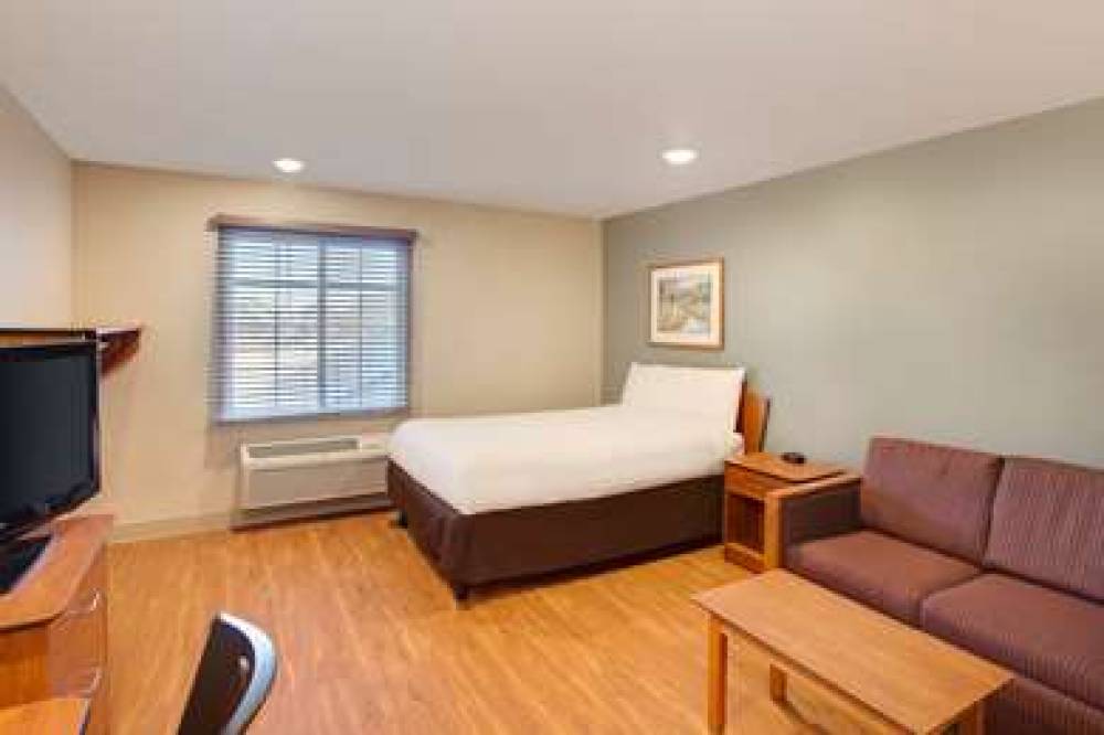 WOODSPRING SUITES LAKE CHARLES 8