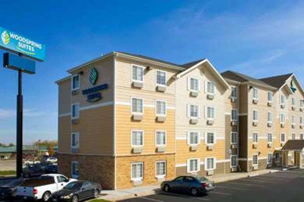 WOODSPRING SUITES LINCOLN NORTHEAST 3