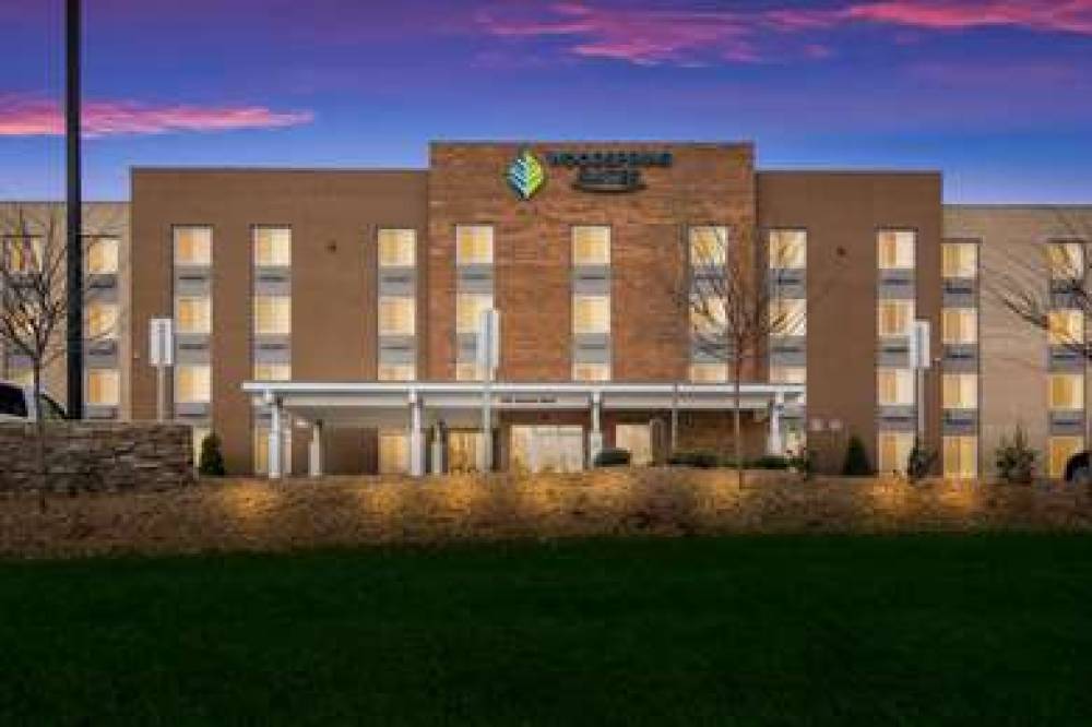 WOODSPRING SUITES MORRISVILLE - RAL 3