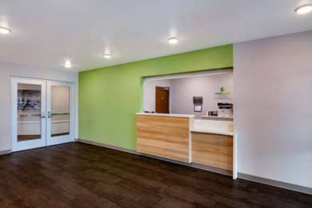 WOODSPRING SUITES MORRISVILLE - RAL 5