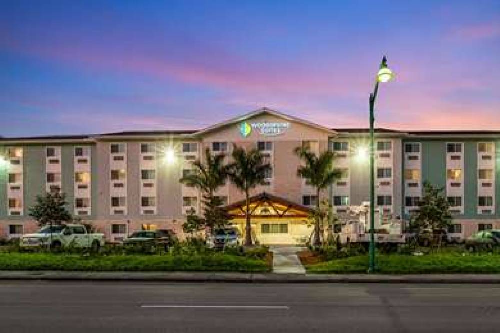 WOODSPRING SUITES NAPLES WEST 3