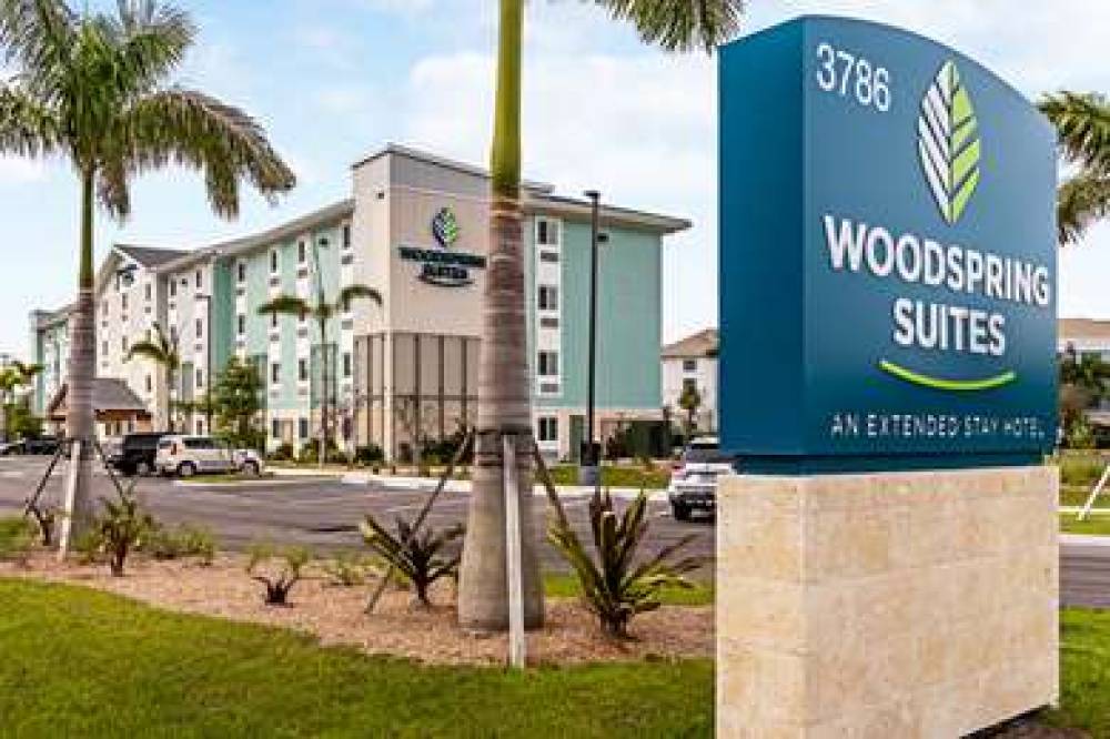 WOODSPRING SUITES NAPLES 1