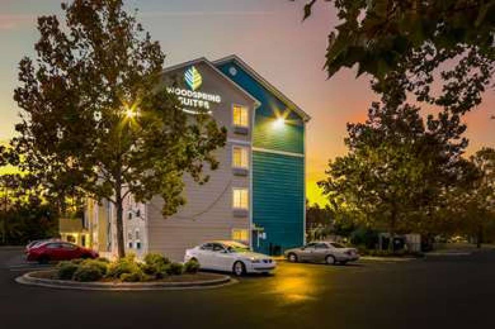 WOODSPRING SUITES NORTH CHARLESTON 6