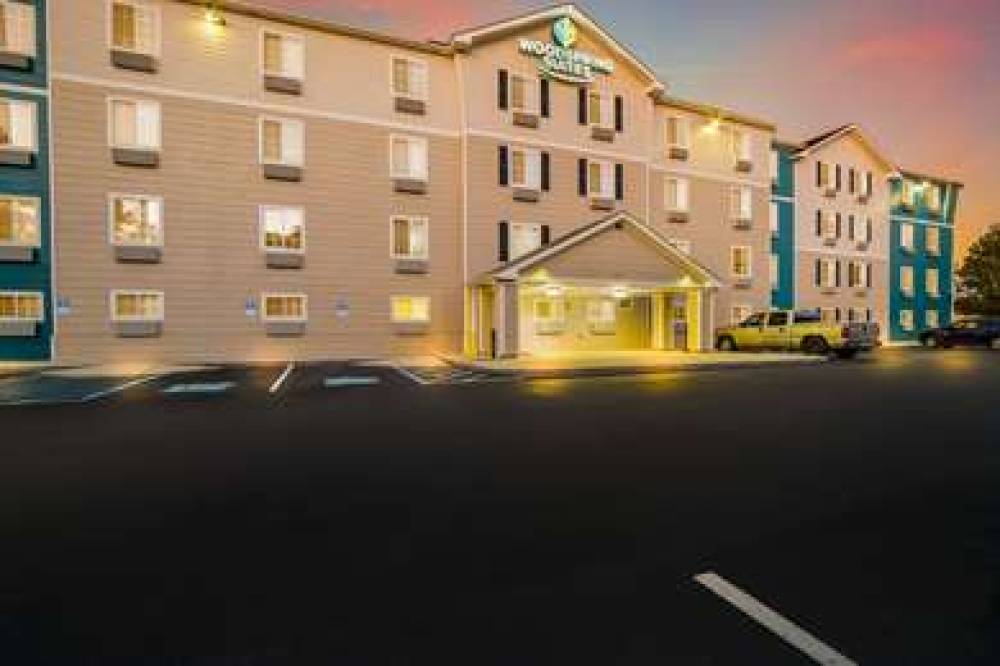 WOODSPRING SUITES NORTH CHARLESTON 4