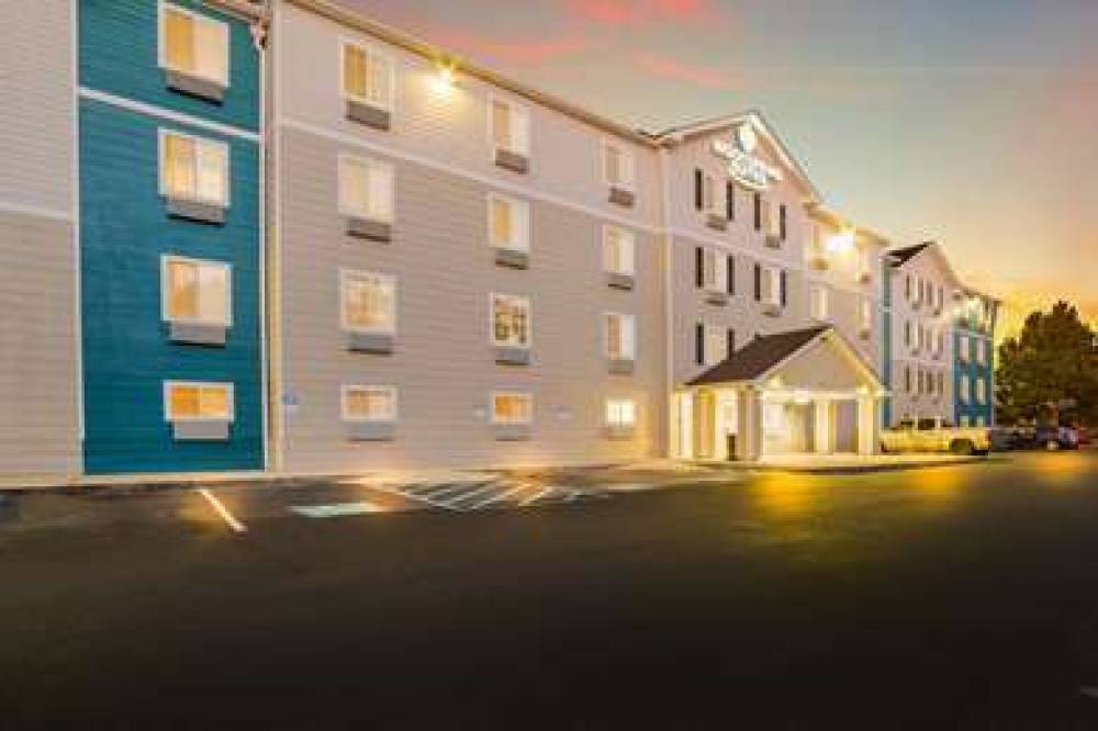 WOODSPRING SUITES NORTH CHARLESTON 7