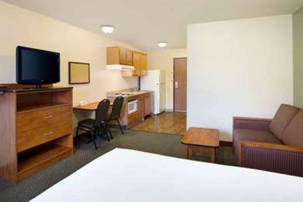 WOODSPRING SUITES RALEIGH NORTHEAST 8