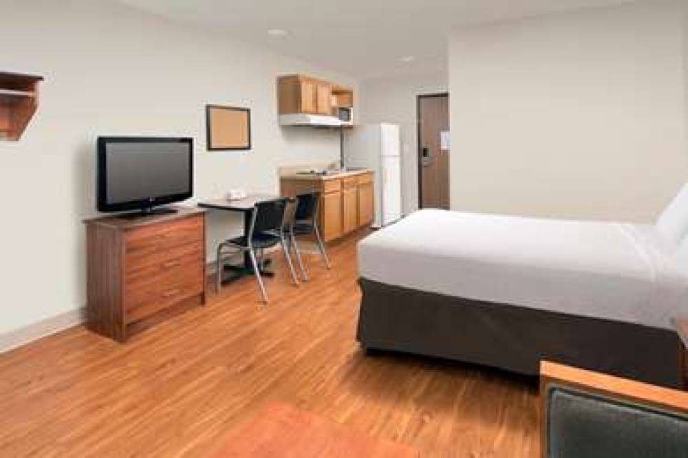 WOODSPRING SUITES SAN ANGELO 10