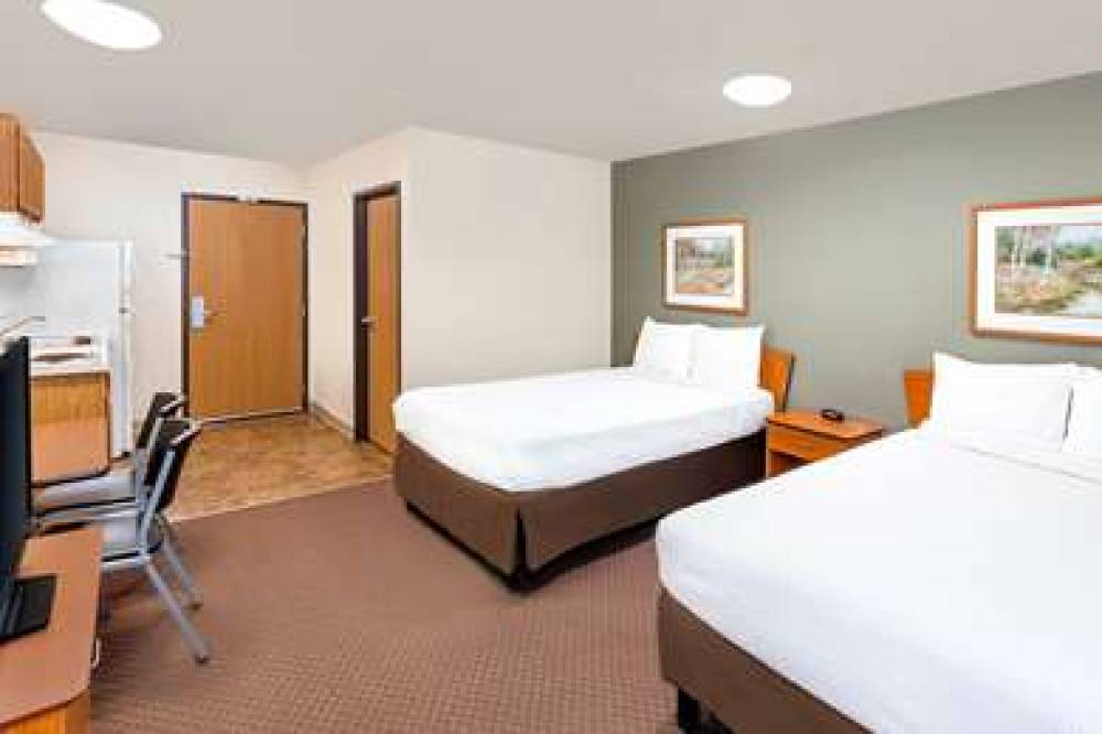 WOODSPRING SUITES SIOUX FALLS 10