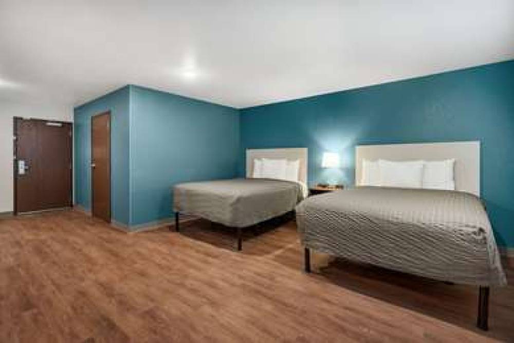 WOODSPRING SUITES SULPHUR - LAKE CH 10