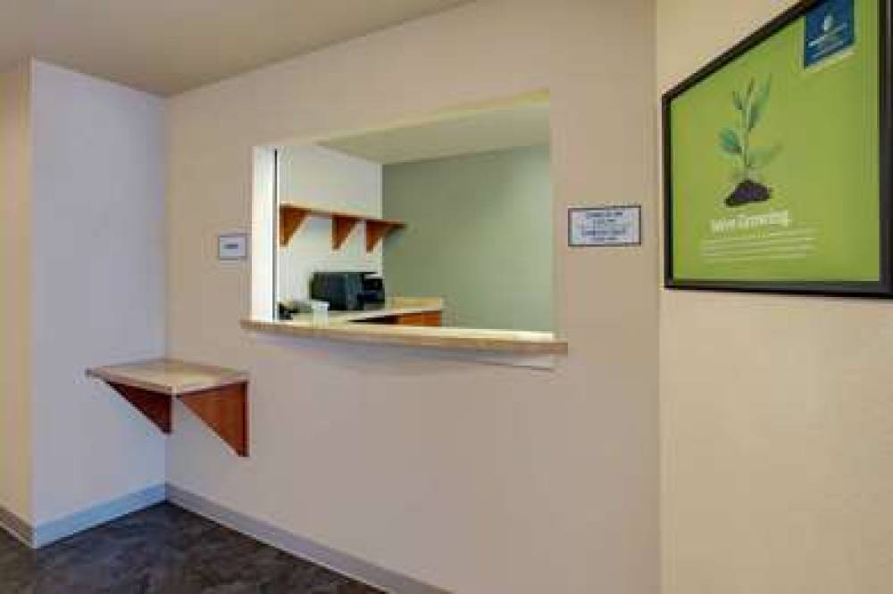 WOODSPRING SUITES WASHINGTON DC AND 5