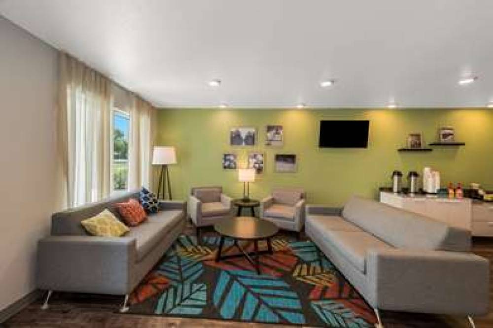 WOODSPRING SUITES WEST PALM BEACH 7