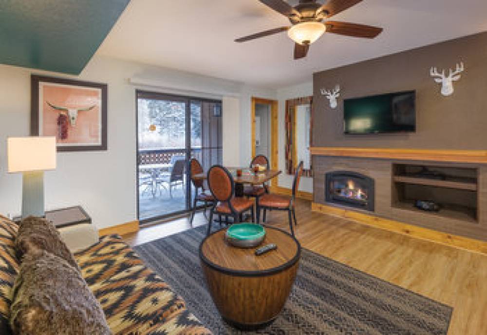 WORLDMARK RED RIVER 7