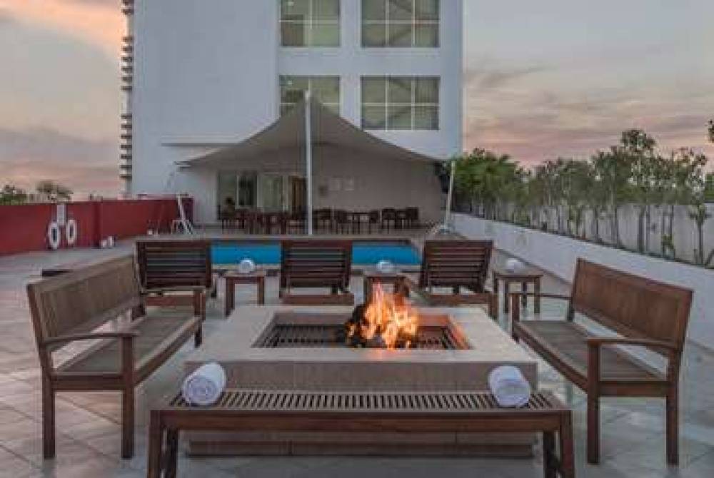 WYNDHAM GARDEN CELAYA 10