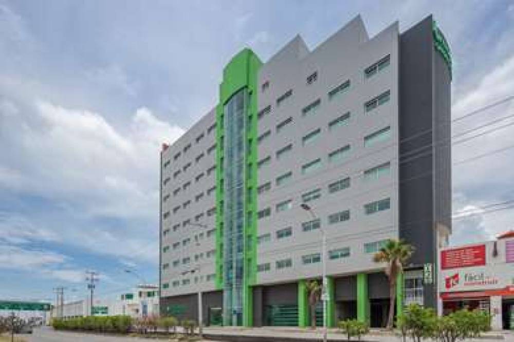 WYNDHAM GARDEN CELAYA 4