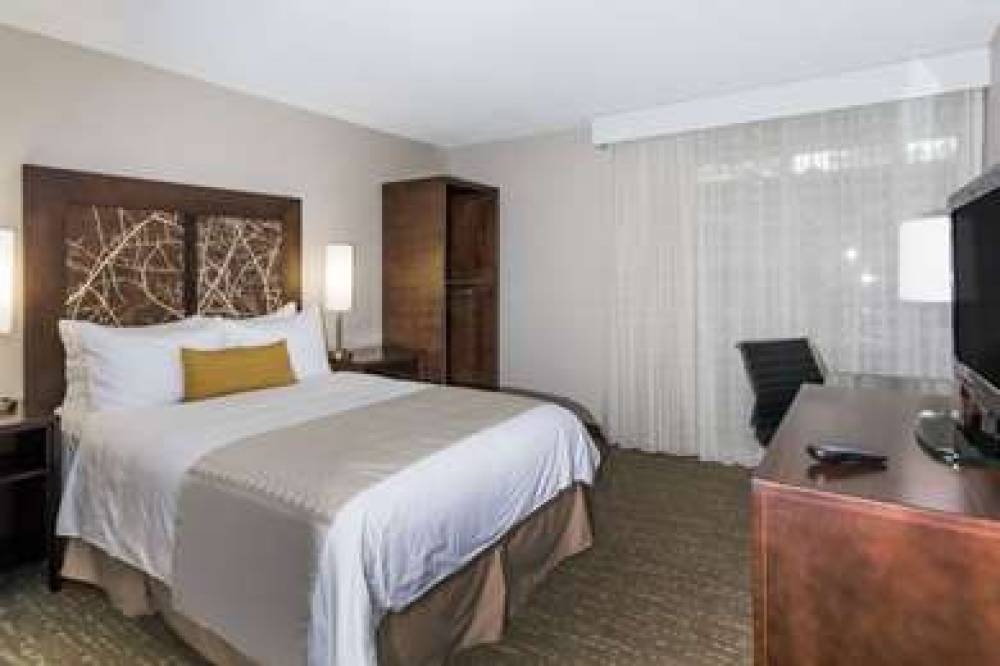 Wyndham Garden Fresno Airport 9