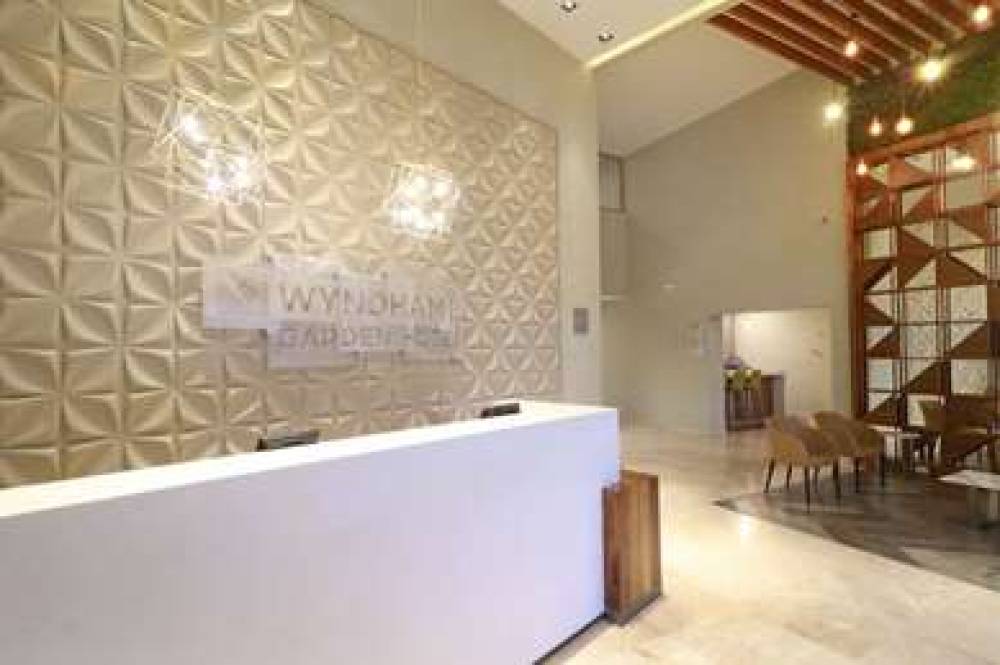 Wyndham Garden Monterrey Valle Real 9