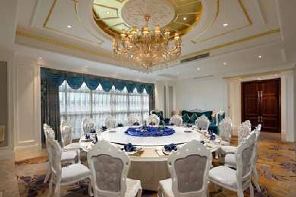 WYNDHAM GARDEN WUXI HUISHAN 5